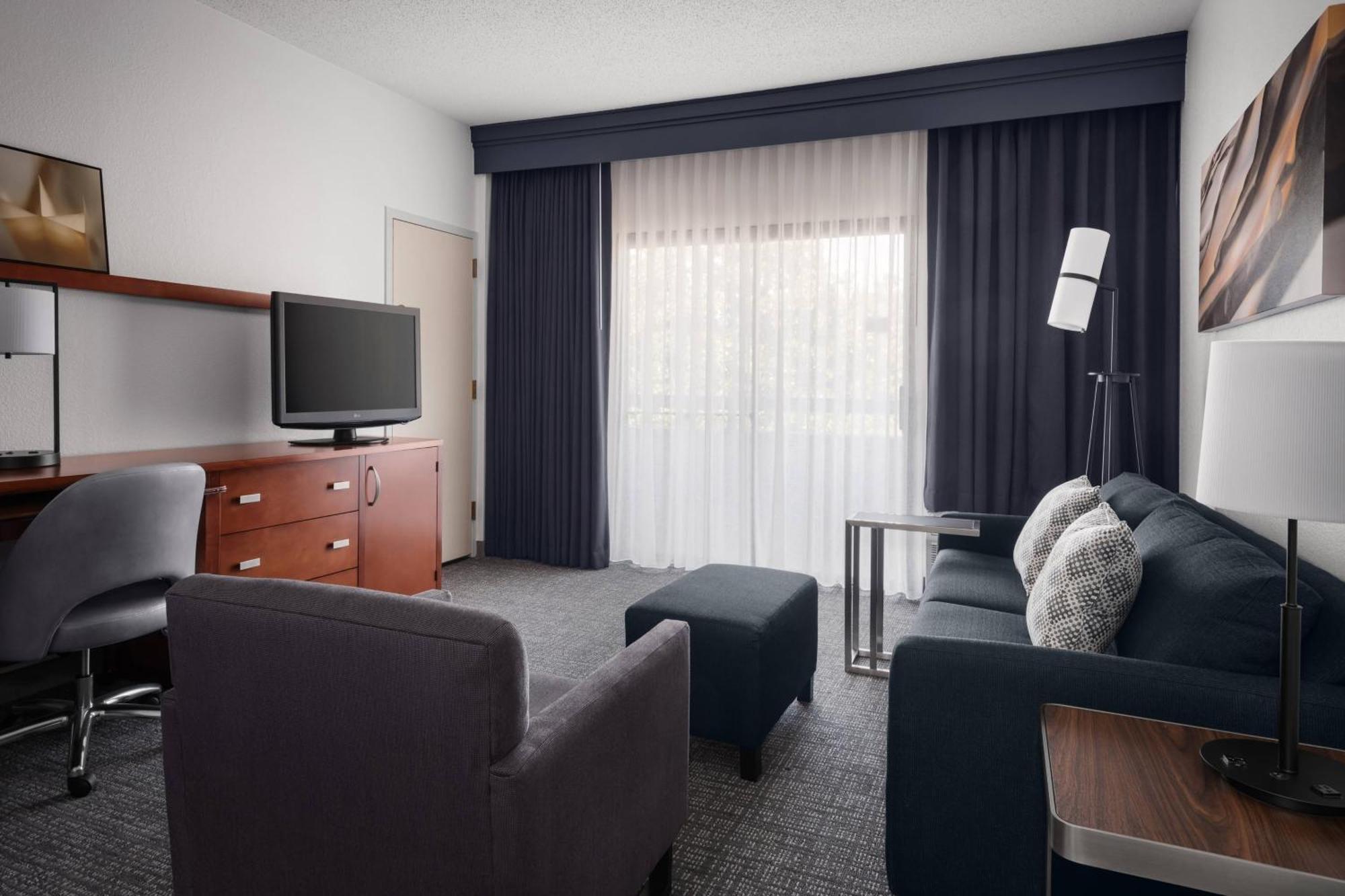 Courtyard By Marriott Rockville Eksteriør billede